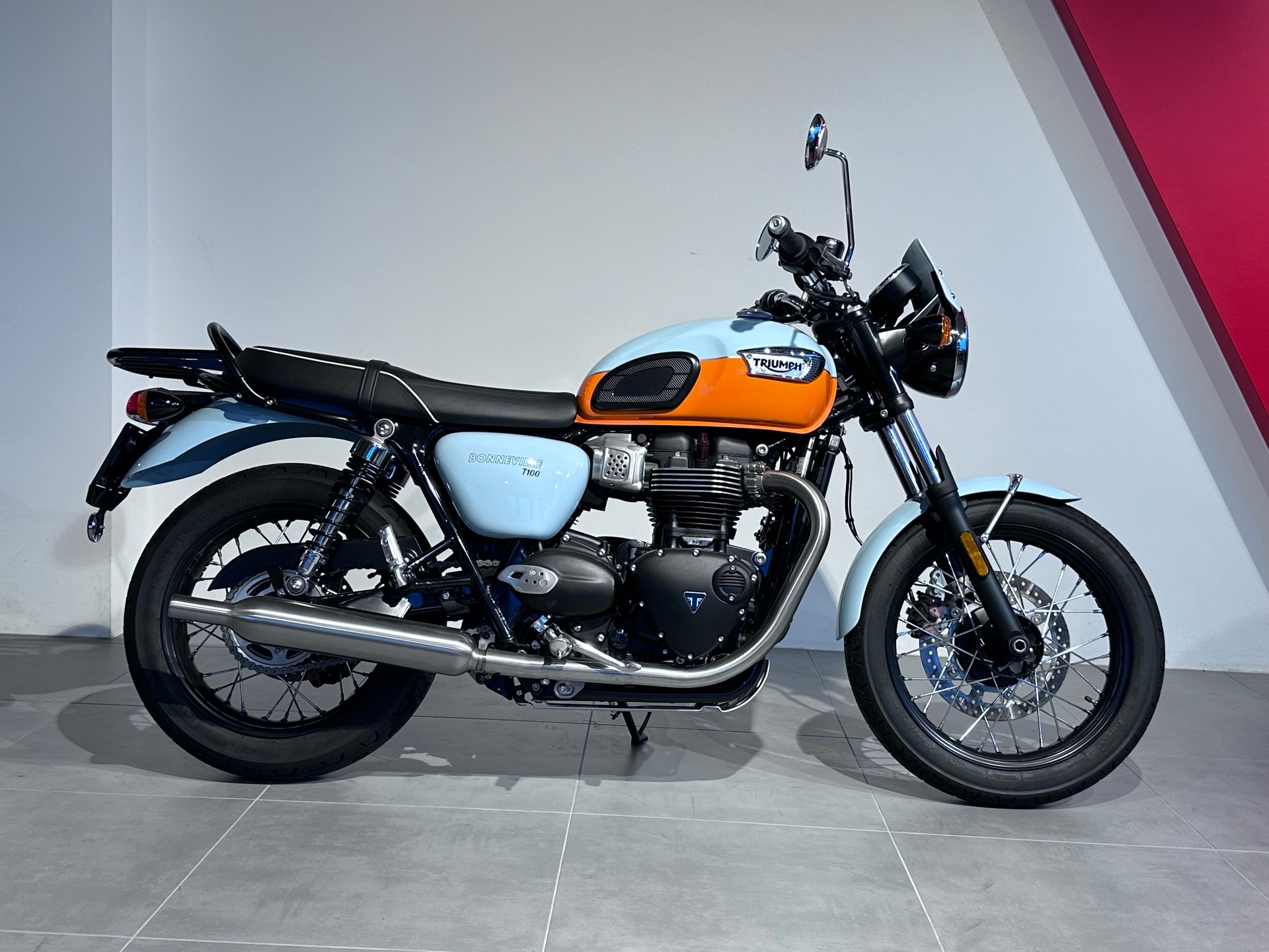 TRIUMPH Bonneville 900 T 100-image-3