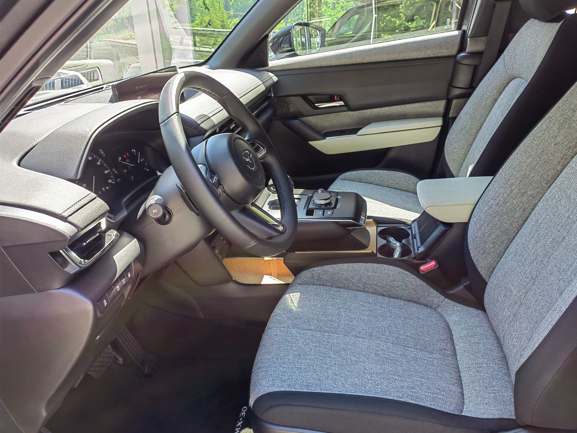 MAZDA MX-30 e-Skyactiv R-EV Exclusive-Line-image-1