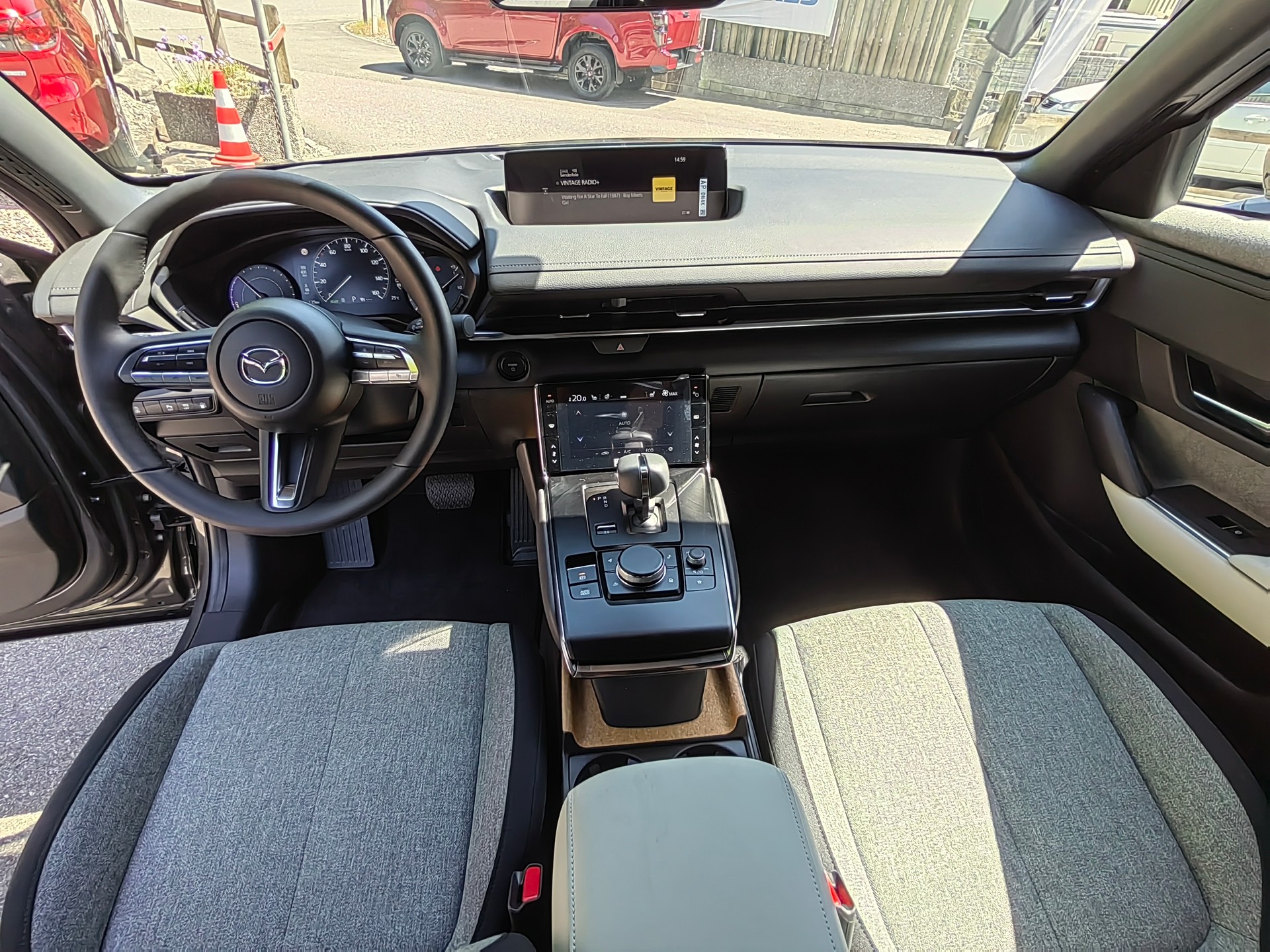 MAZDA MX-30 e-Skyactiv R-EV Exclusive-Line-image-12