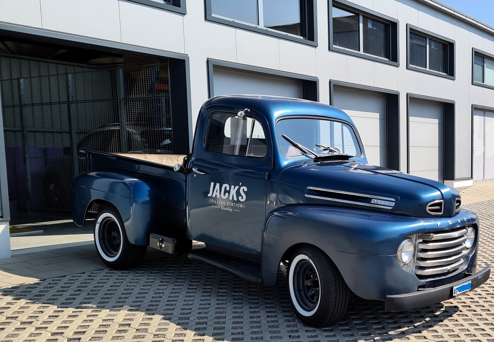 FORD F1-Pickup