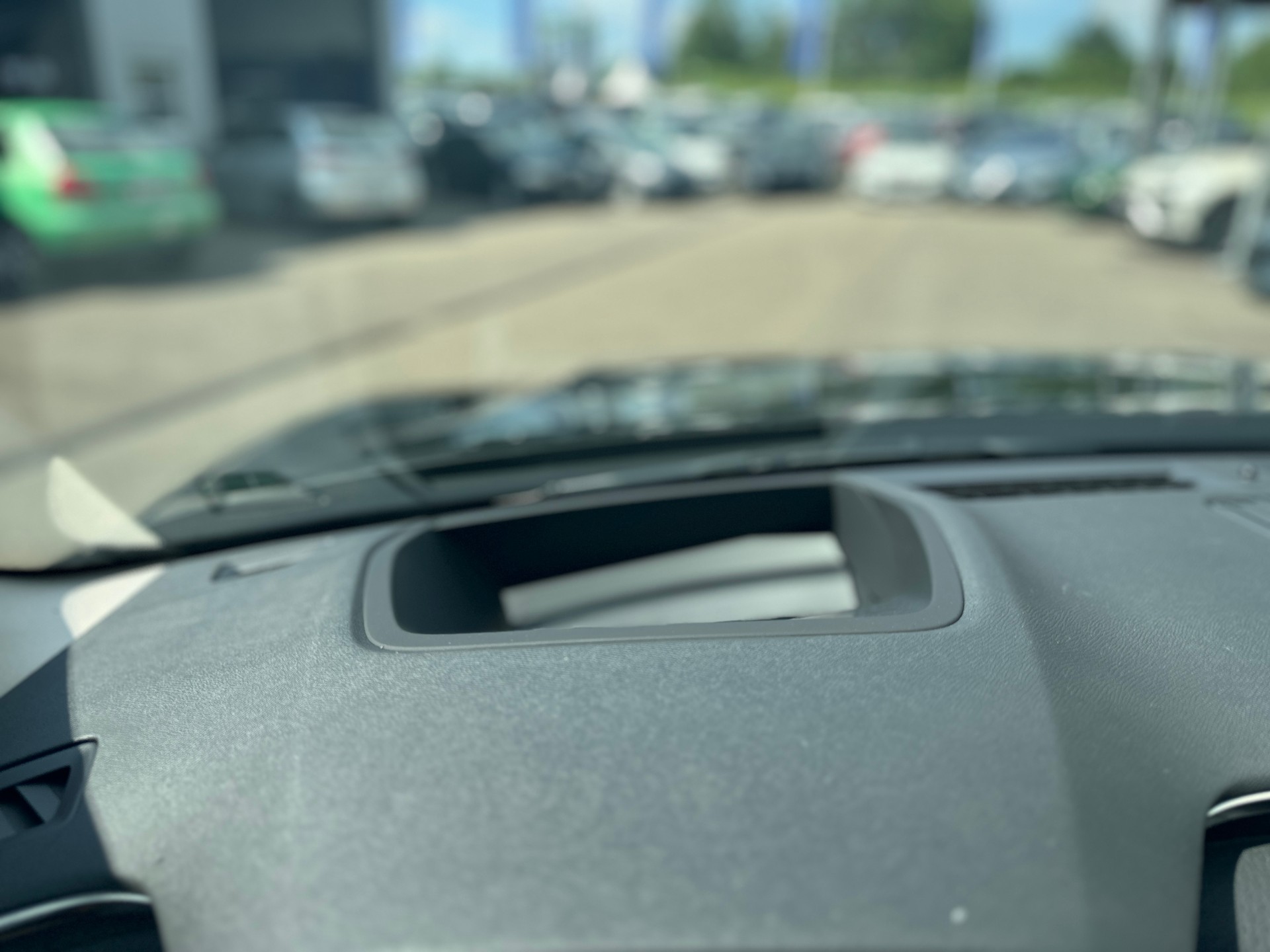 CITROEN C5 X 1.6i PHEV Shine e-EAT8-image-10