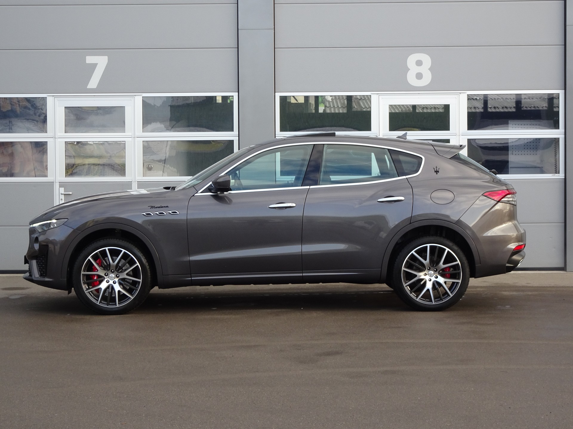 MASERATI Levante 3.0 V6 Modena Automatica-image-4