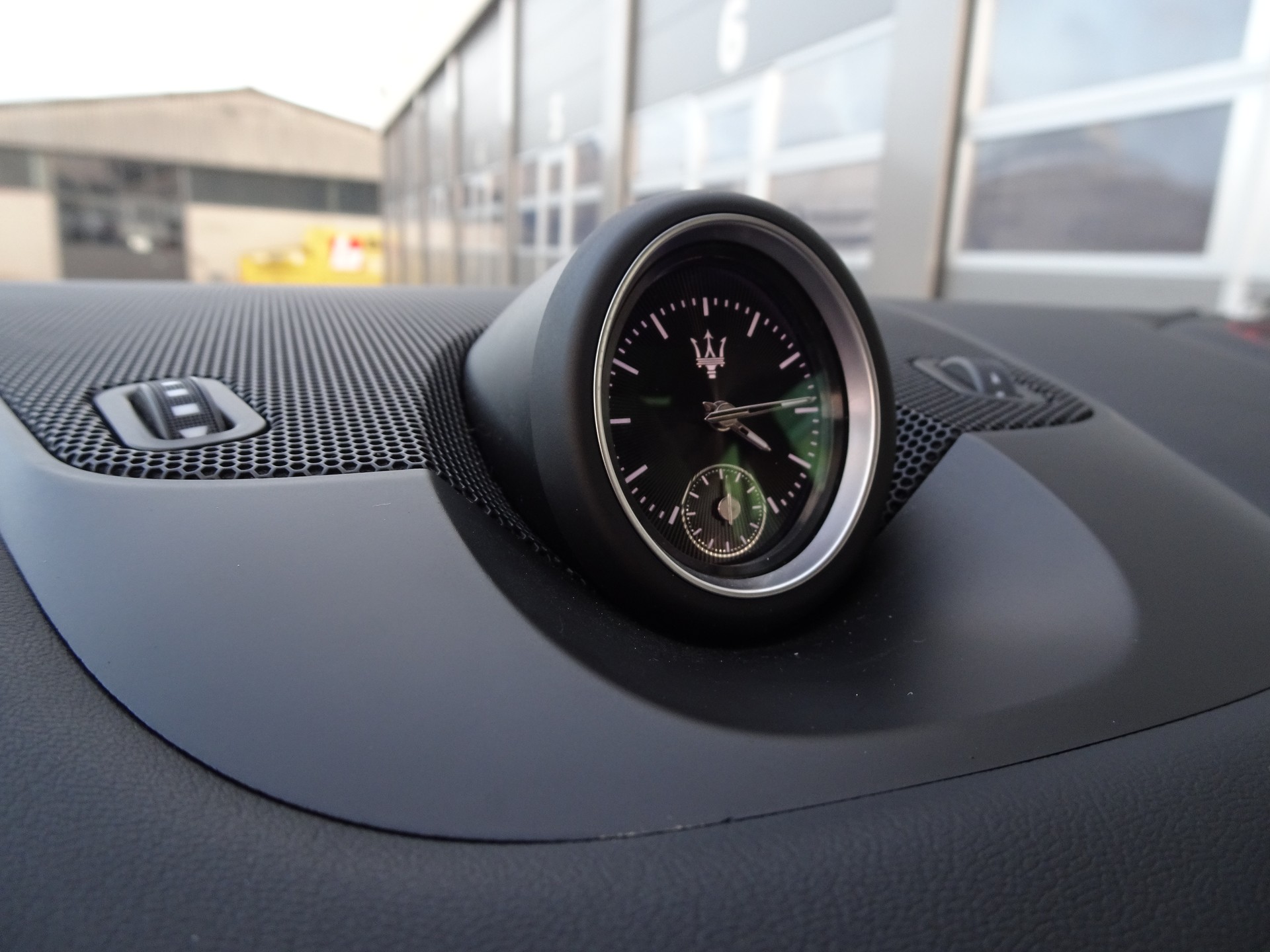 MASERATI Levante 3.0 V6 Modena Automatica-image-12
