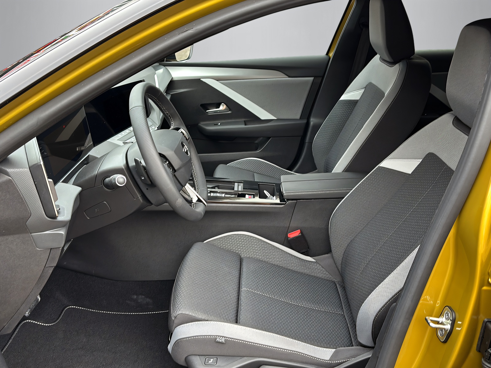 OPEL Astra L 1.2 T Irmscher Edition-image-10