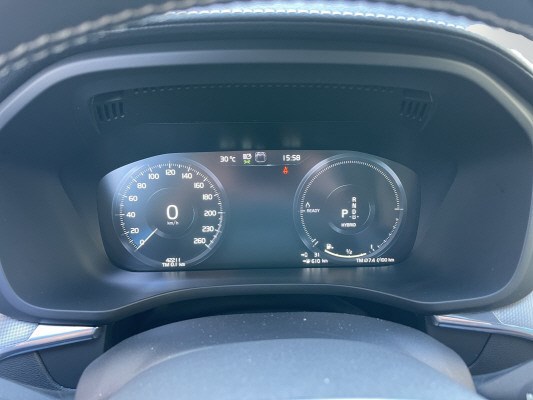 VOLVO XC60 T8 eAWD R-Design-image-11