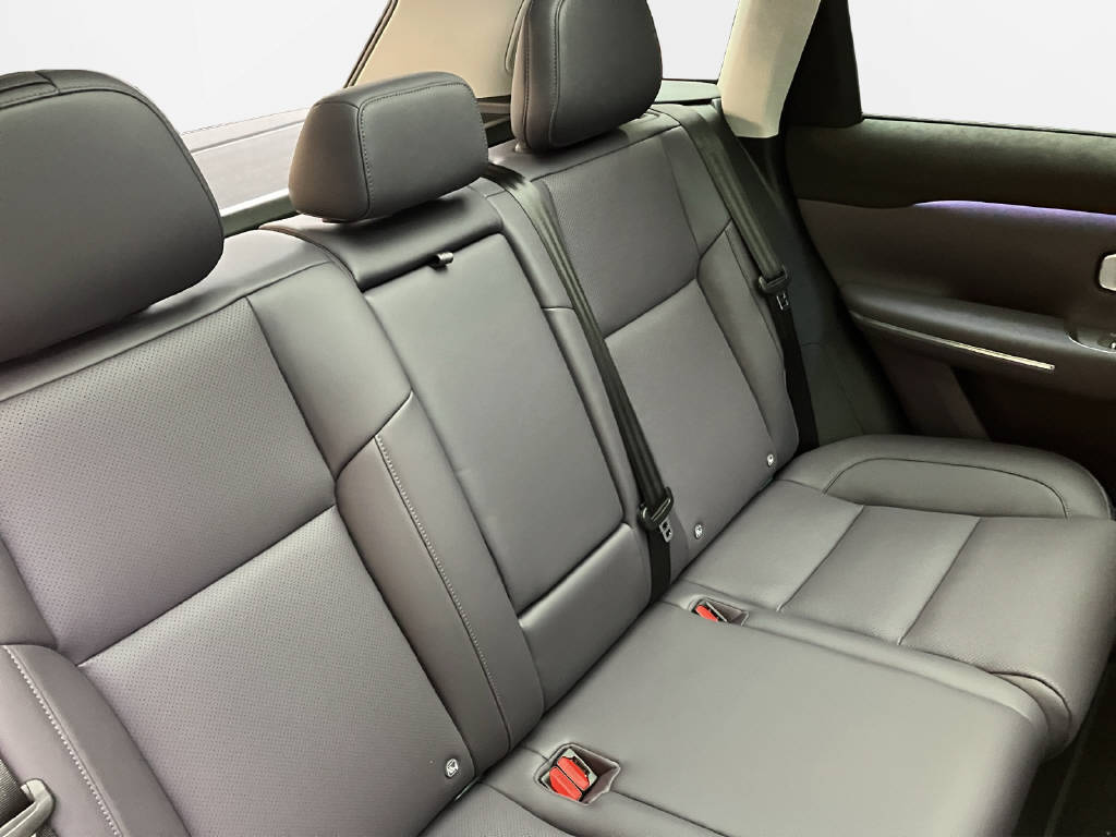 LEAPMOTOR C10 1.5 REEV Design-image-7