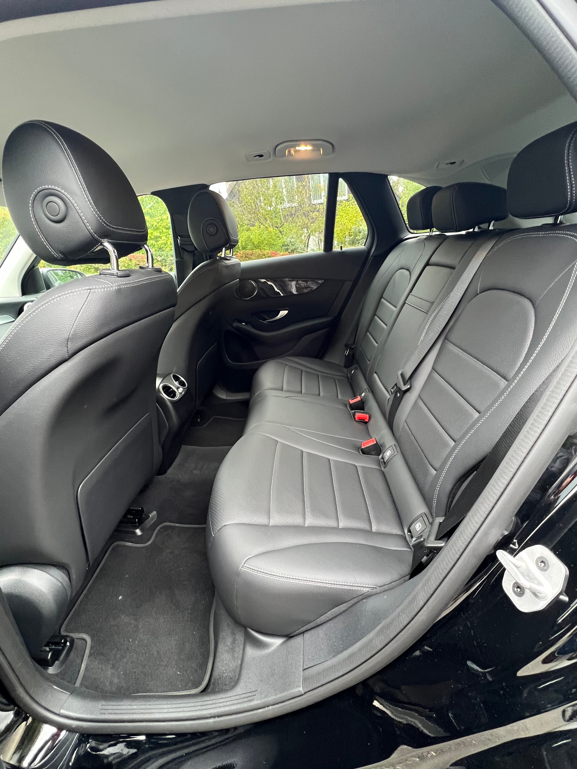 MERCEDES-BENZ GLC 200 Off-Road 4Matic 9G-Tronic-image-4