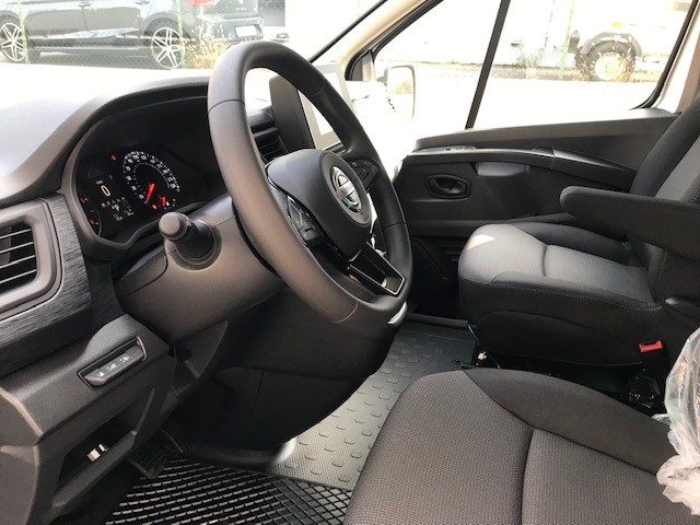 NISSAN Primastar dCi 130 3.0 L1H1 Acenta-image-1