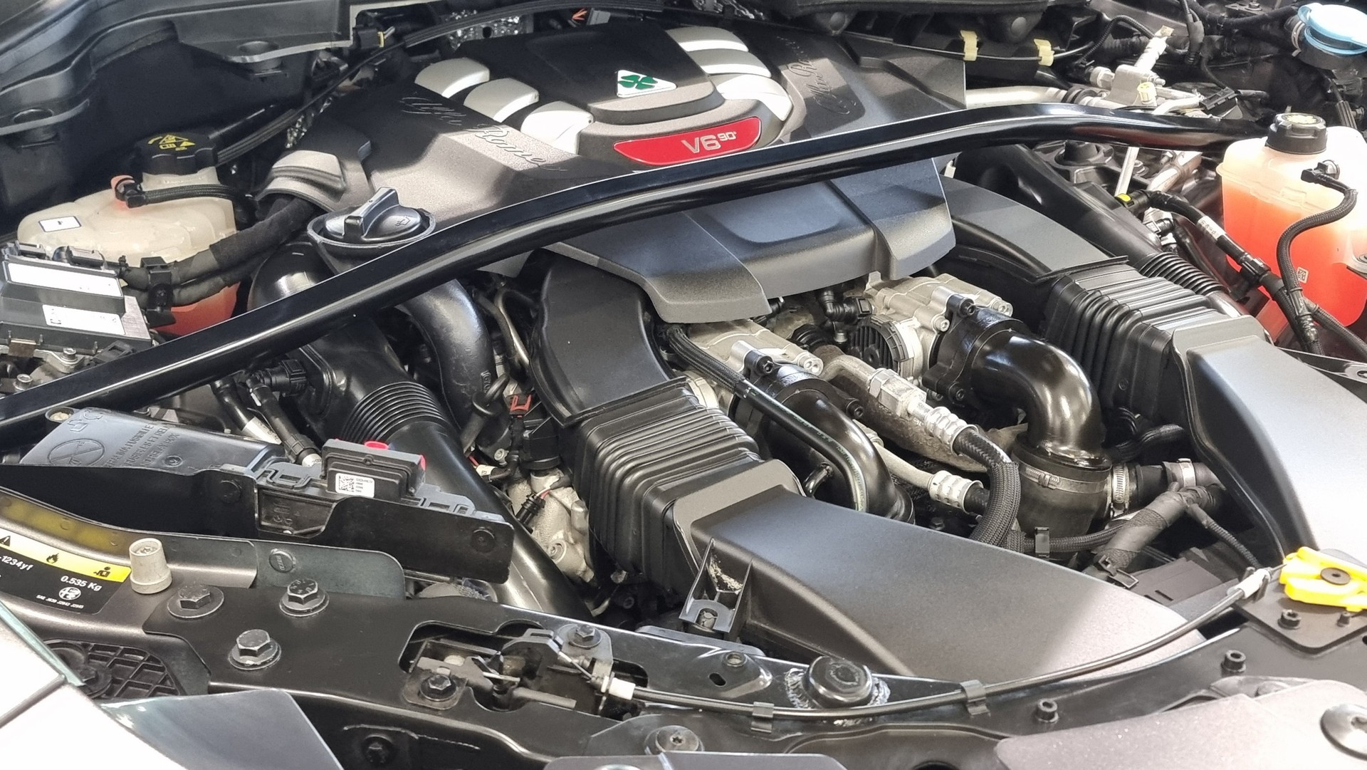 ALFA ROMEO Stelvio 2.9 V6 Biturbo Q4 Quadrifoglio Sky-image-10