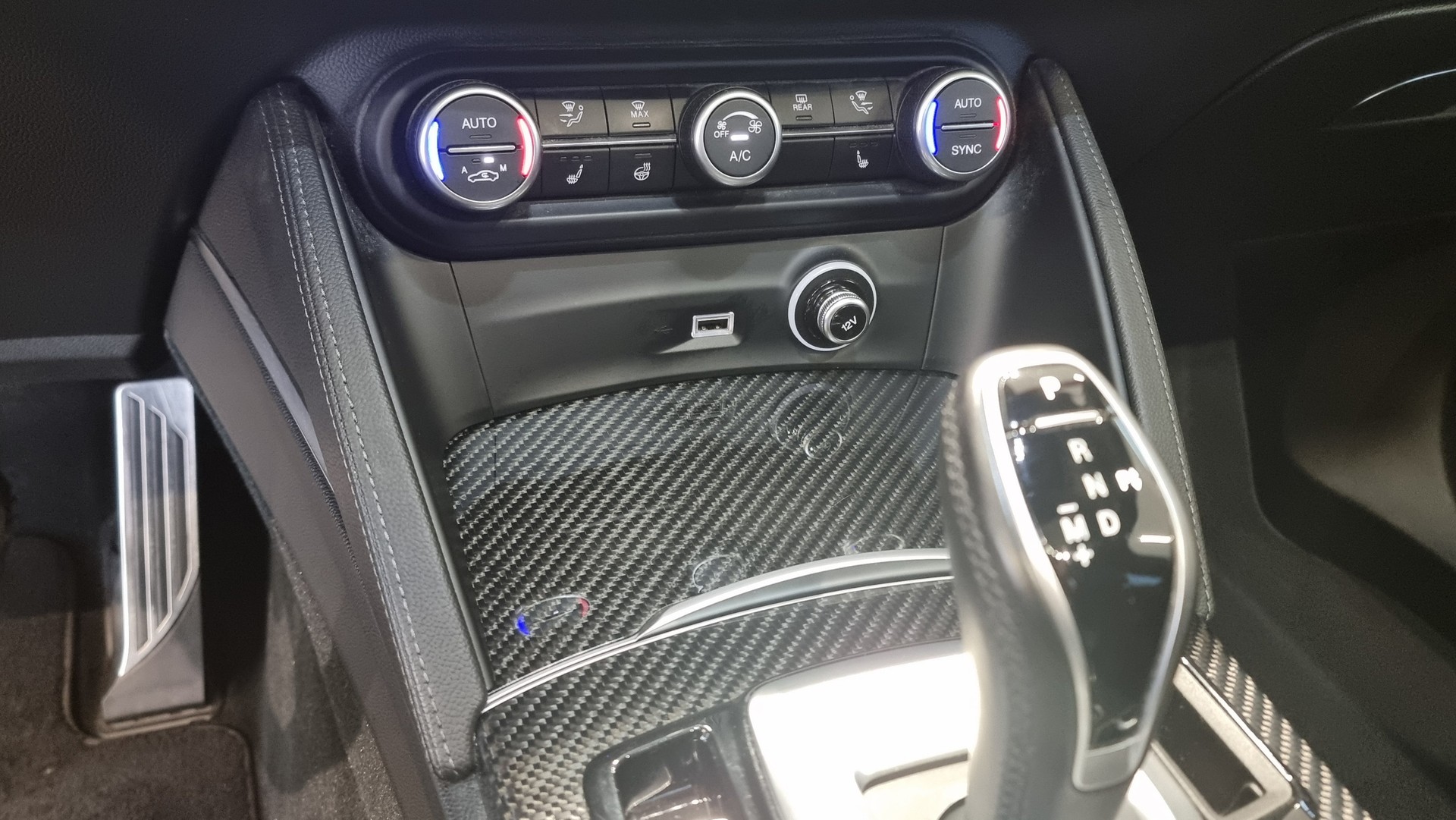 ALFA ROMEO Stelvio 2.9 V6 Biturbo Q4 Quadrifoglio Sky-image-16