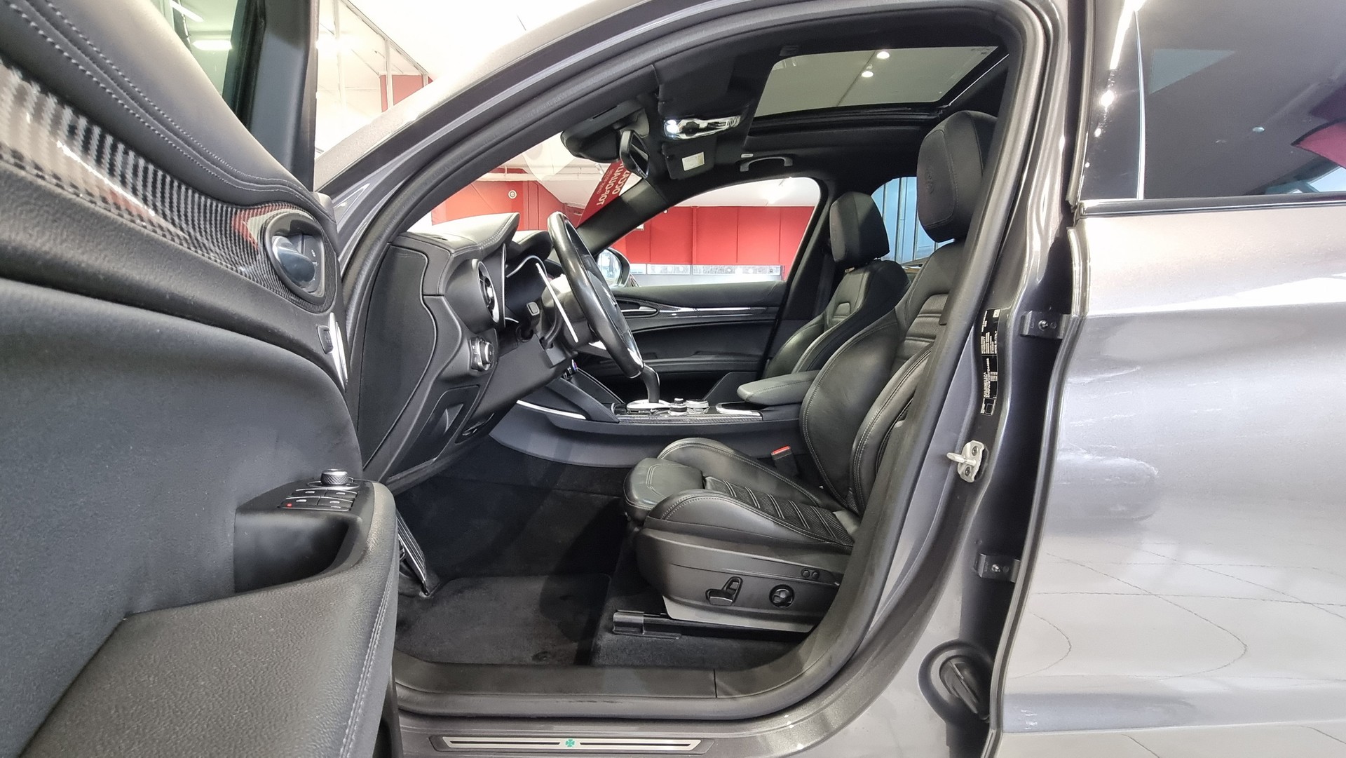 ALFA ROMEO Stelvio 2.9 V6 Biturbo Q4 Quadrifoglio Sky-image-23