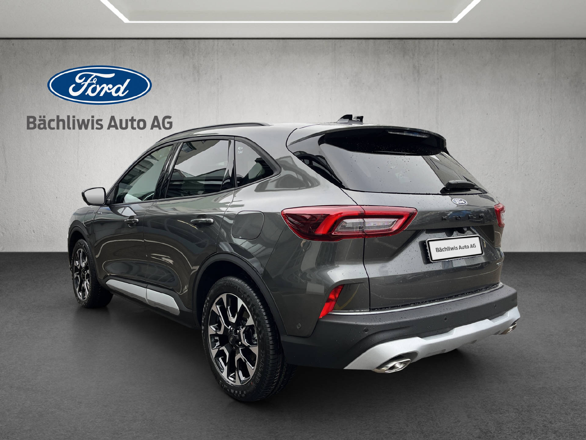 FORD Kuga 2.5 Plug-in Hybrid Active X-showroom-element-2