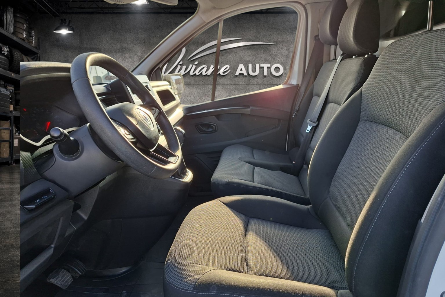 RENAULT Trafic 2.0 Blue dCi 150 Advance L2H1 EDC EN-image-10
