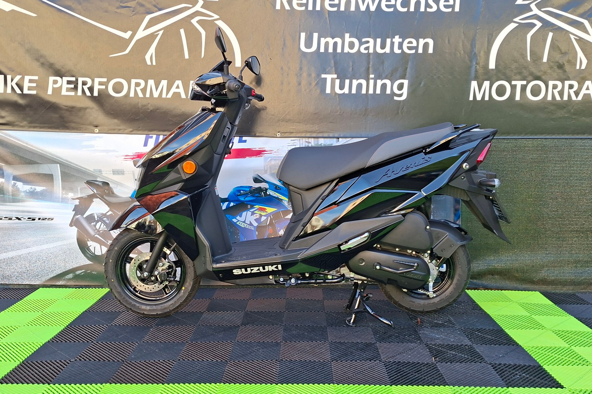 SUZUKI AVENIS 125-image-5