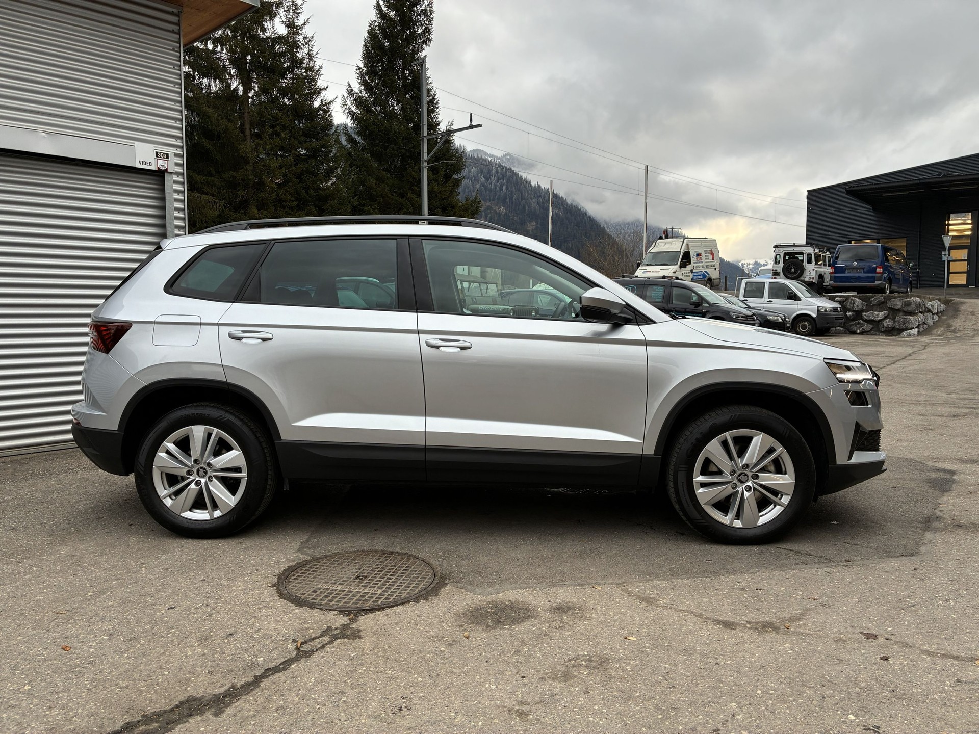 SKODA Karoq 2.0 TDI CR Selection 4x4 DSG-image-5