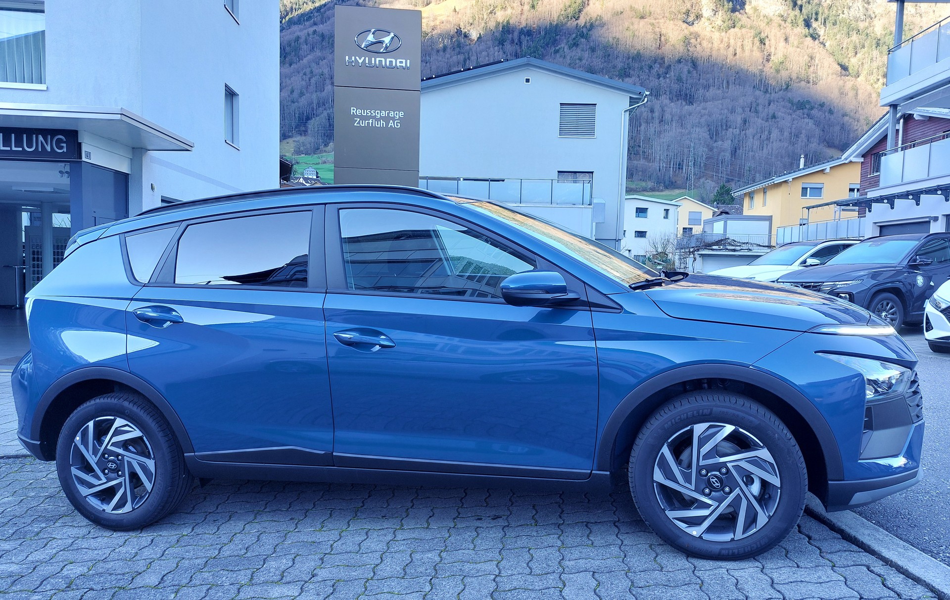 HYUNDAI Bayon 1.0 T-GDi Amplia DCT-showroom-element-1