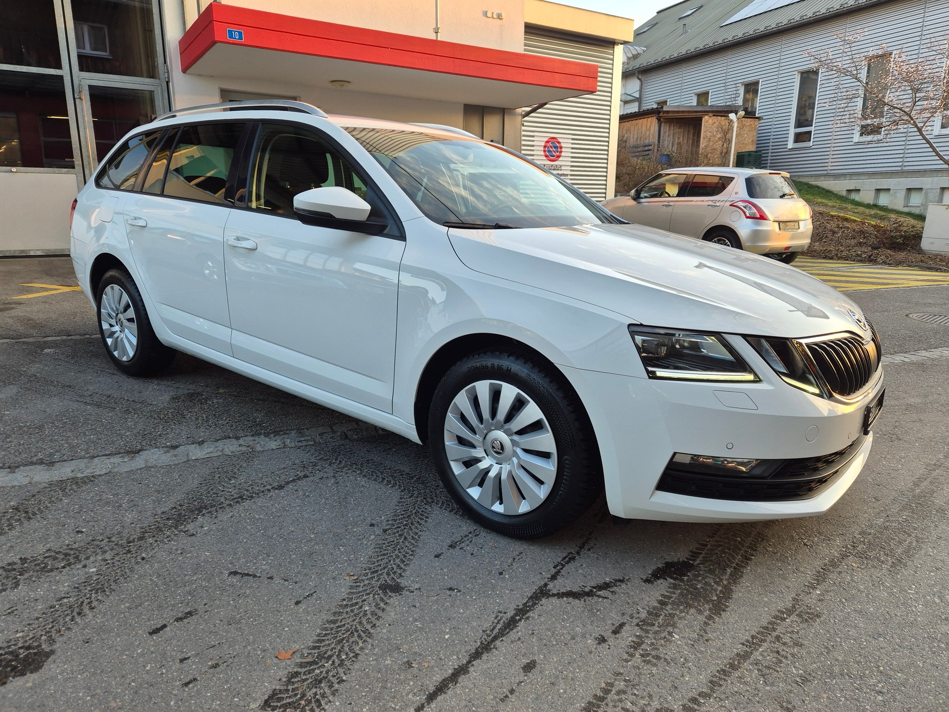 SKODA Octavia Combi 2.0 TDI Ambition DSG