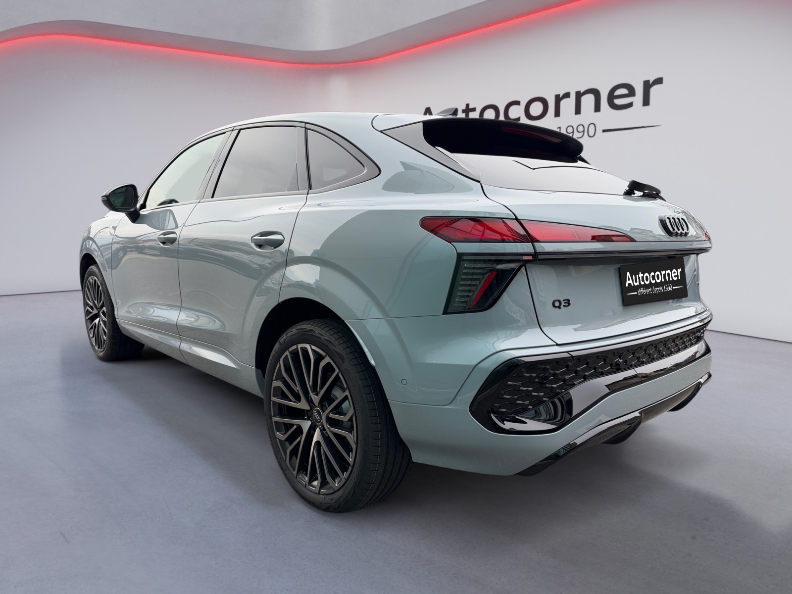 AUDI Q3 Sportback TFSI quattro 150 kW S tronic-showroom-element-2