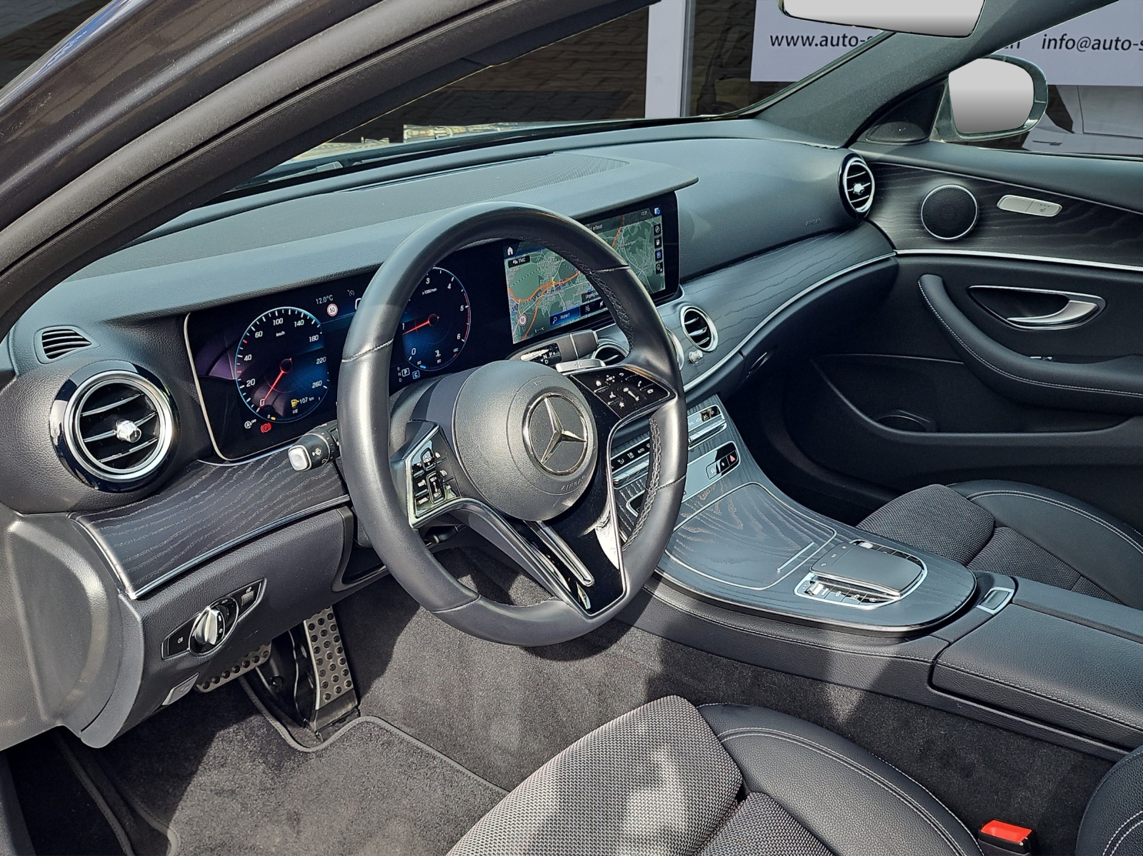 MERCEDES-BENZ E 220 d All-Terrain 4Matic Avantgarde 9G-Tronic-image-9
