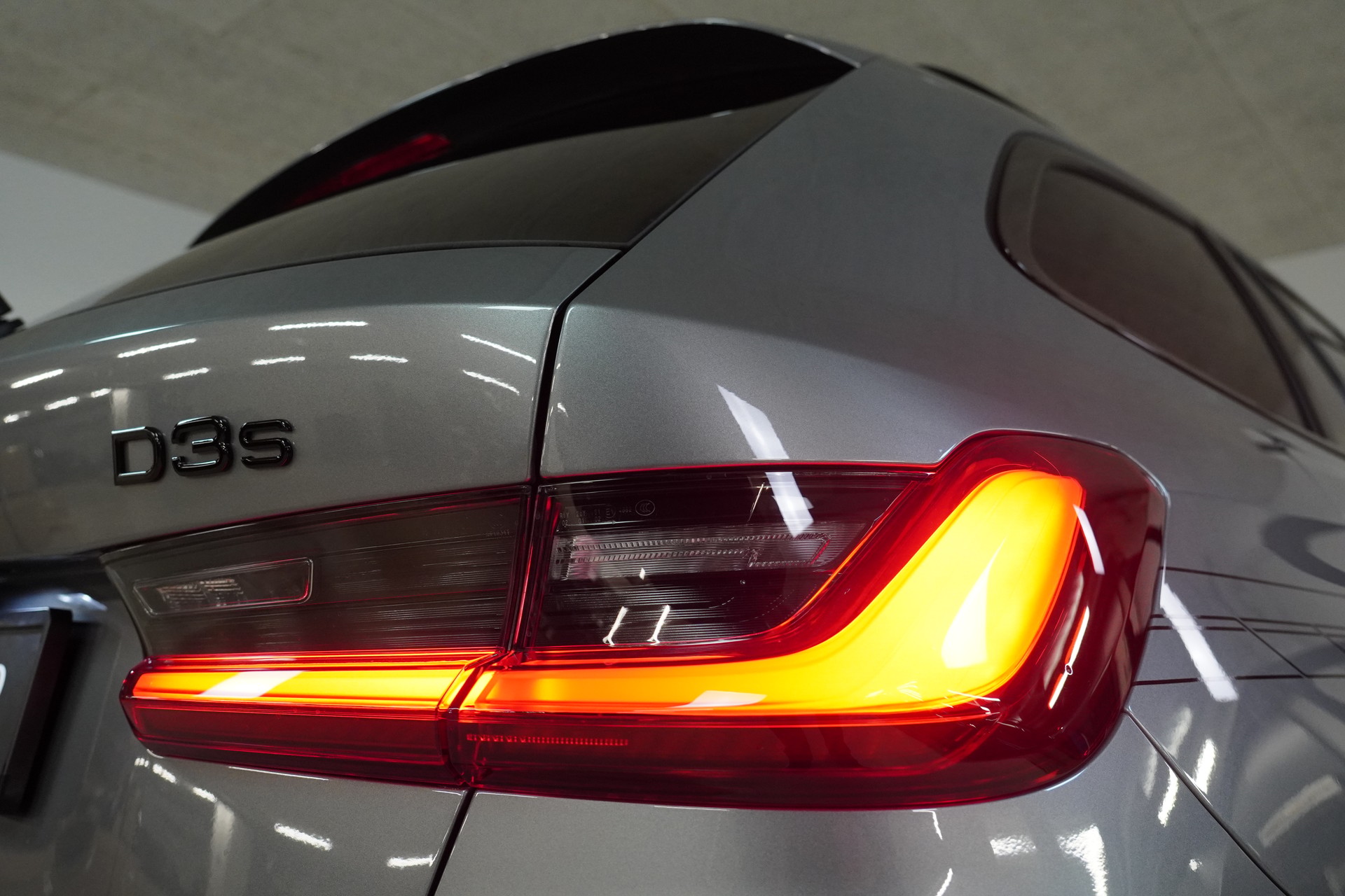 BMW-ALPINA D3 S BiTurbo Touring 3.0d xDrive Switch-Tronic-image-15