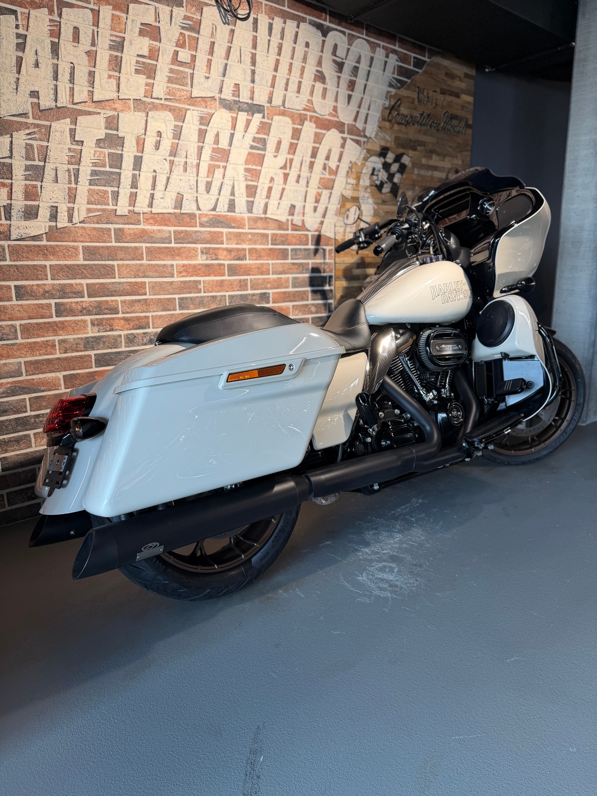 HARLEY-DAVIDSON FLTRXST Road Glide ST 117-image-13