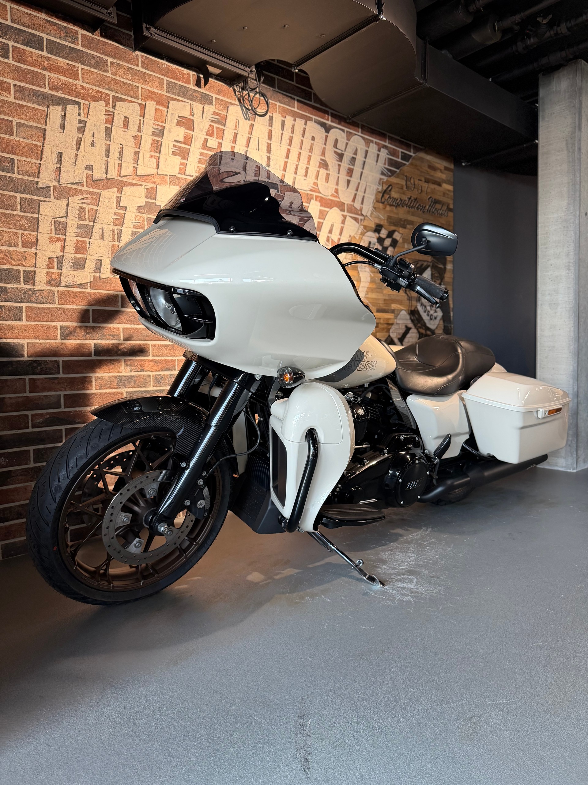 HARLEY-DAVIDSON FLTRXST Road Glide ST 117-image-1