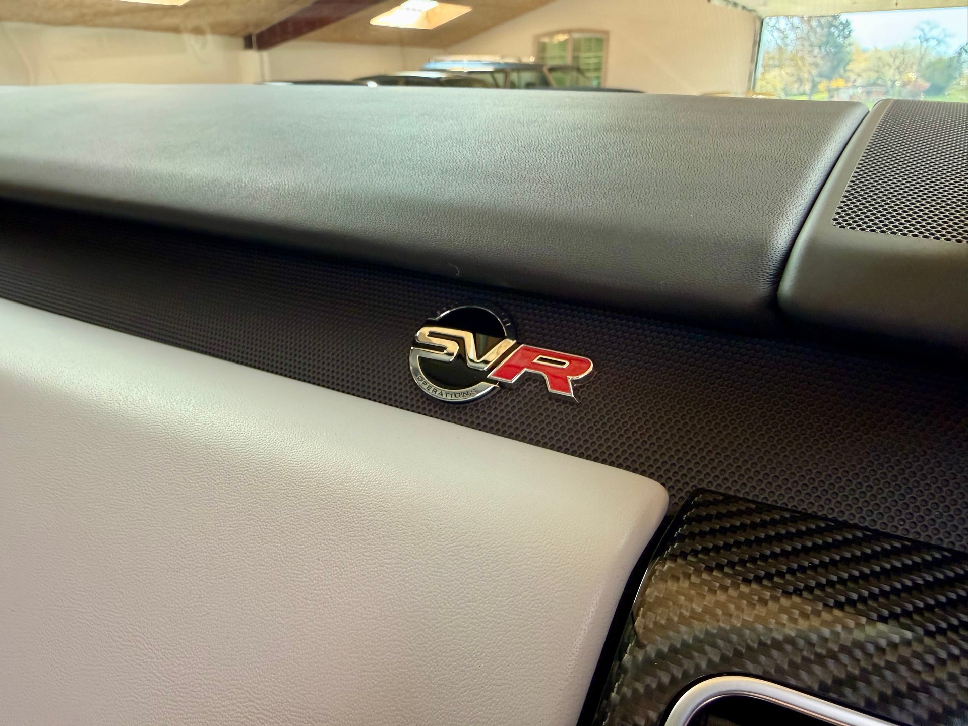 LAND ROVER Range Rover Sport 5.0 V8 S/C SVR Automatic-image-12