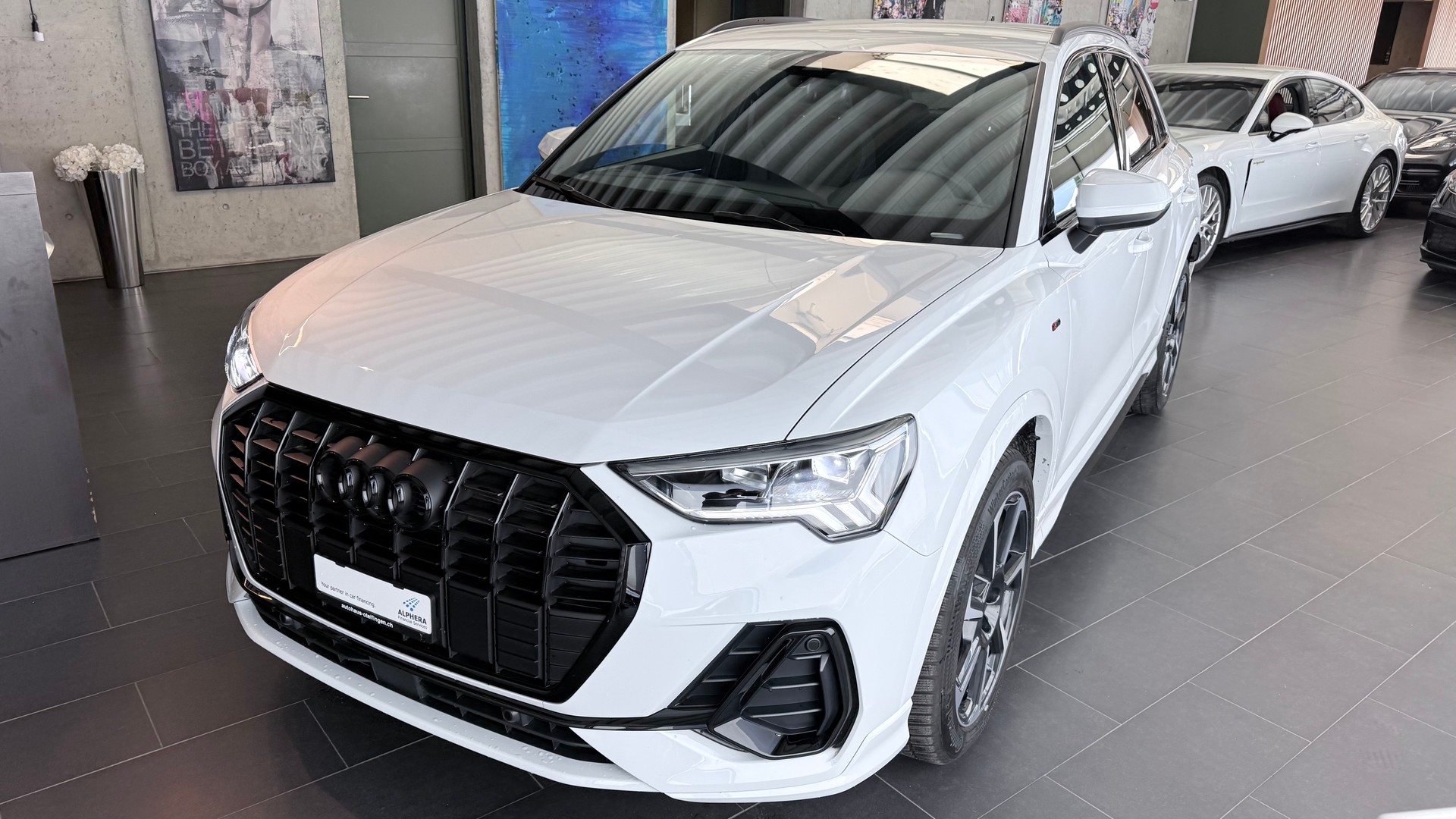 AUDI Q3 1.5 35 TFSI S line S-Tronic-image-22