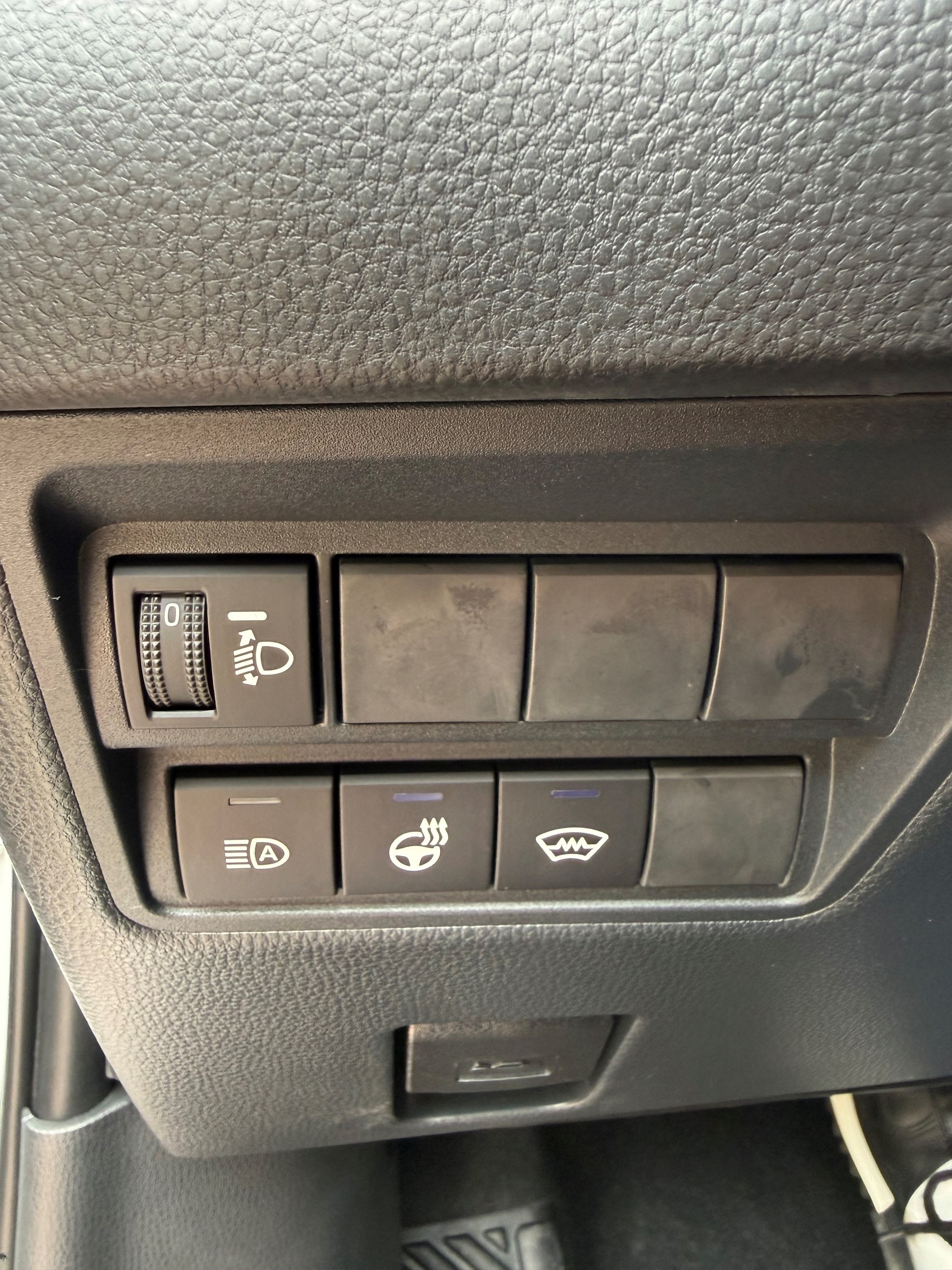 TOYOTA Yaris Cross 1.5 Hybrid Teamplayer-image-11