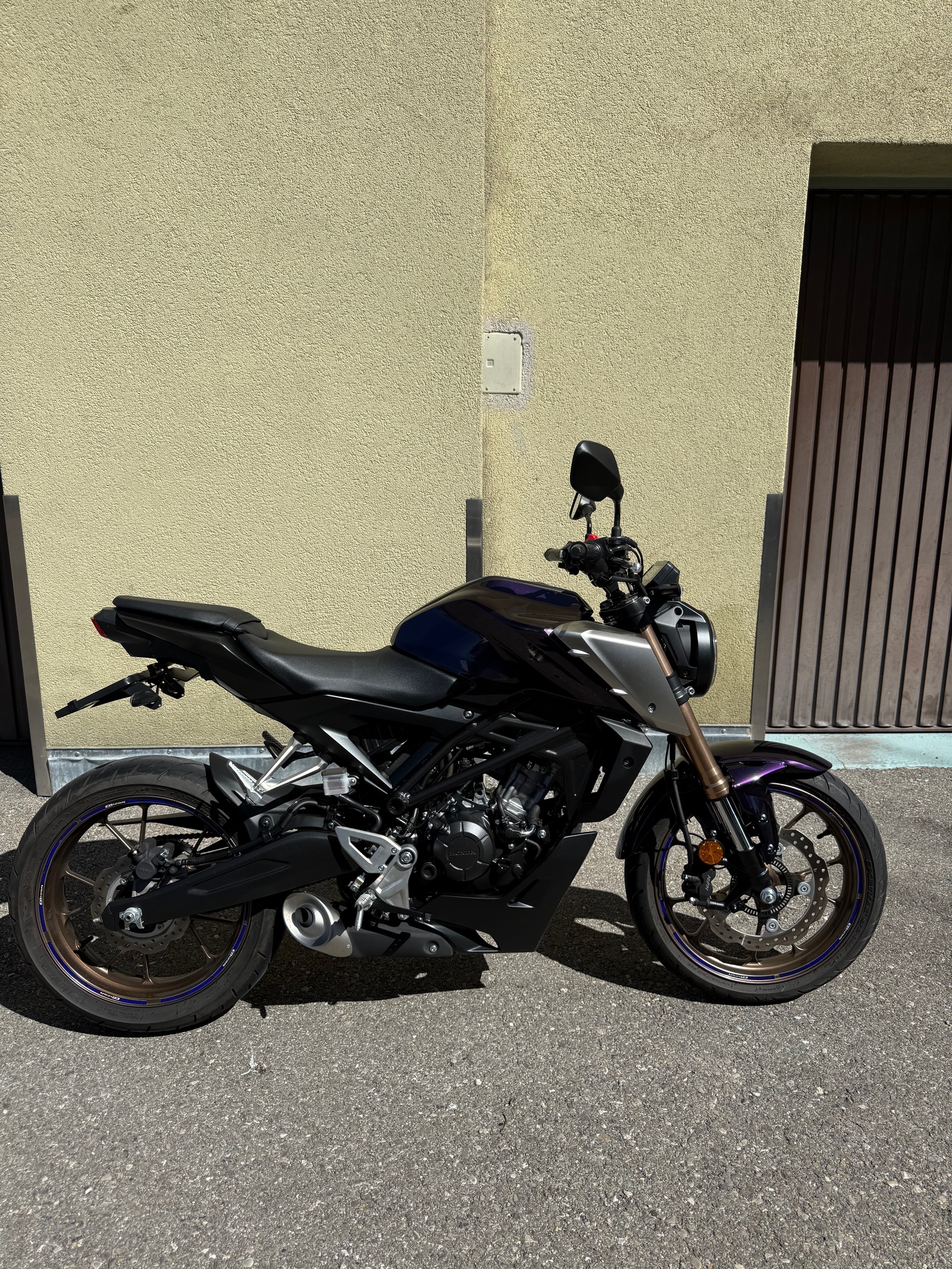 HONDA CB 125 R-image-1