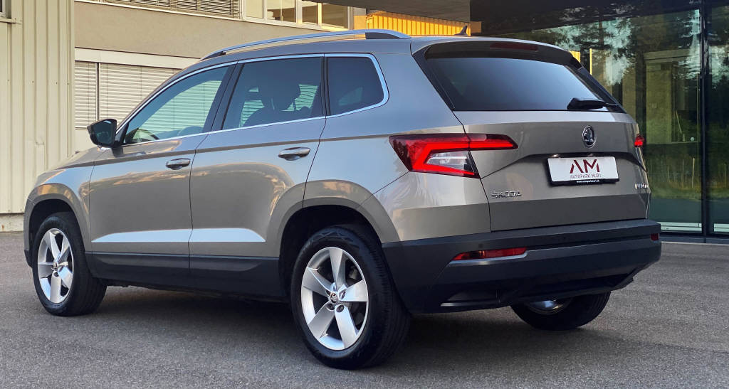 SKODA Karoq 1.6 TDI Smile DSG-image-12