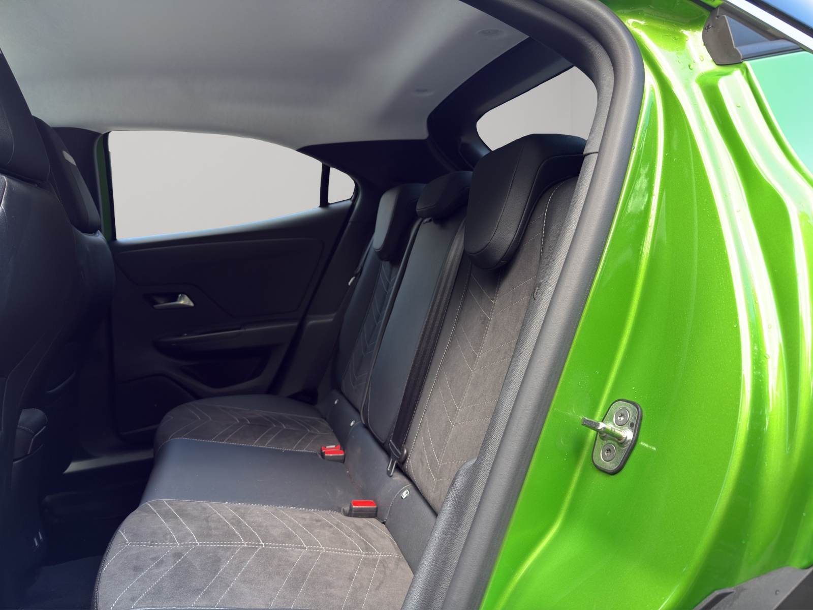 OPEL Mokka-e Ultimate-image-16