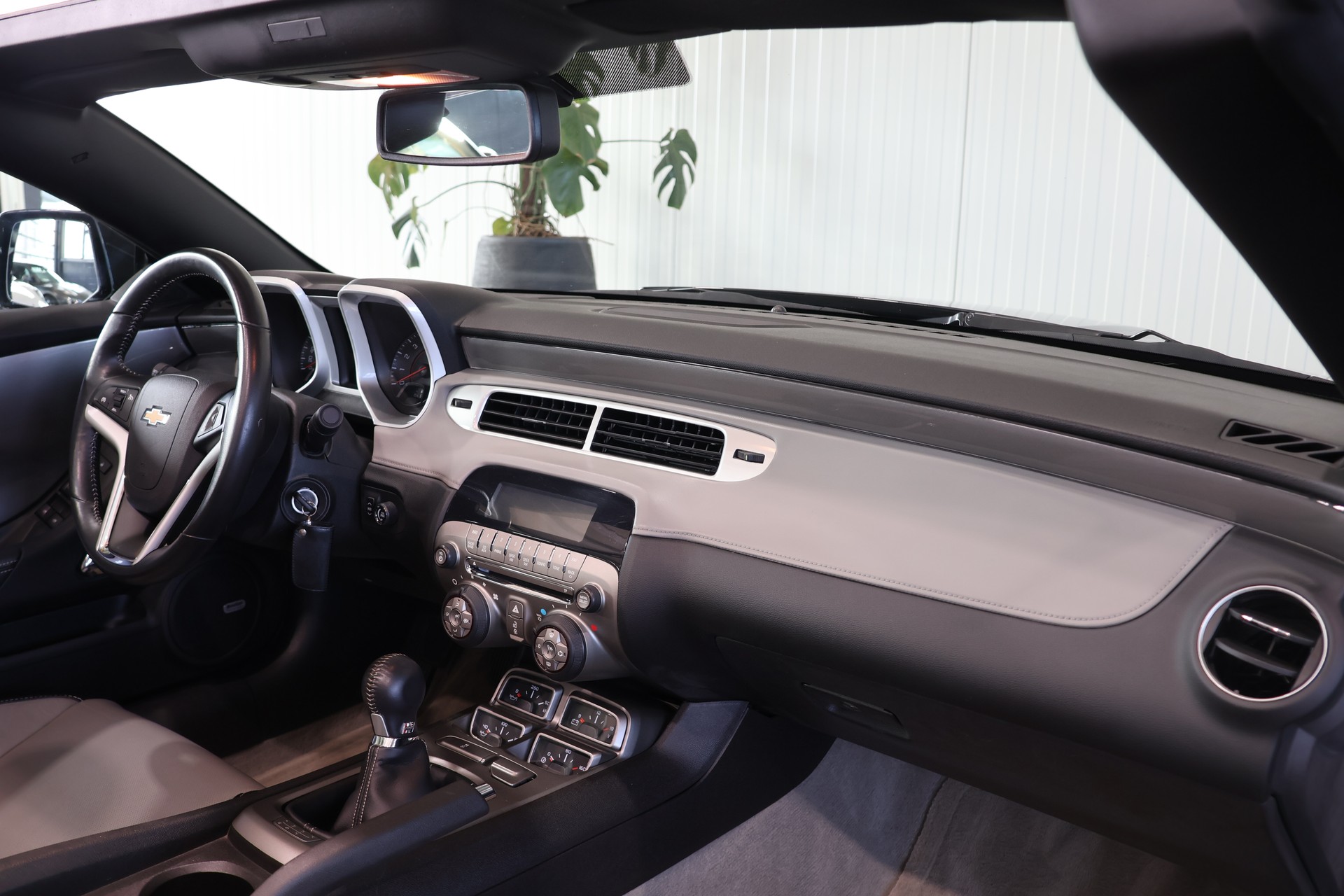 CHEVROLET Camaro 6.2 Convertible-image-11
