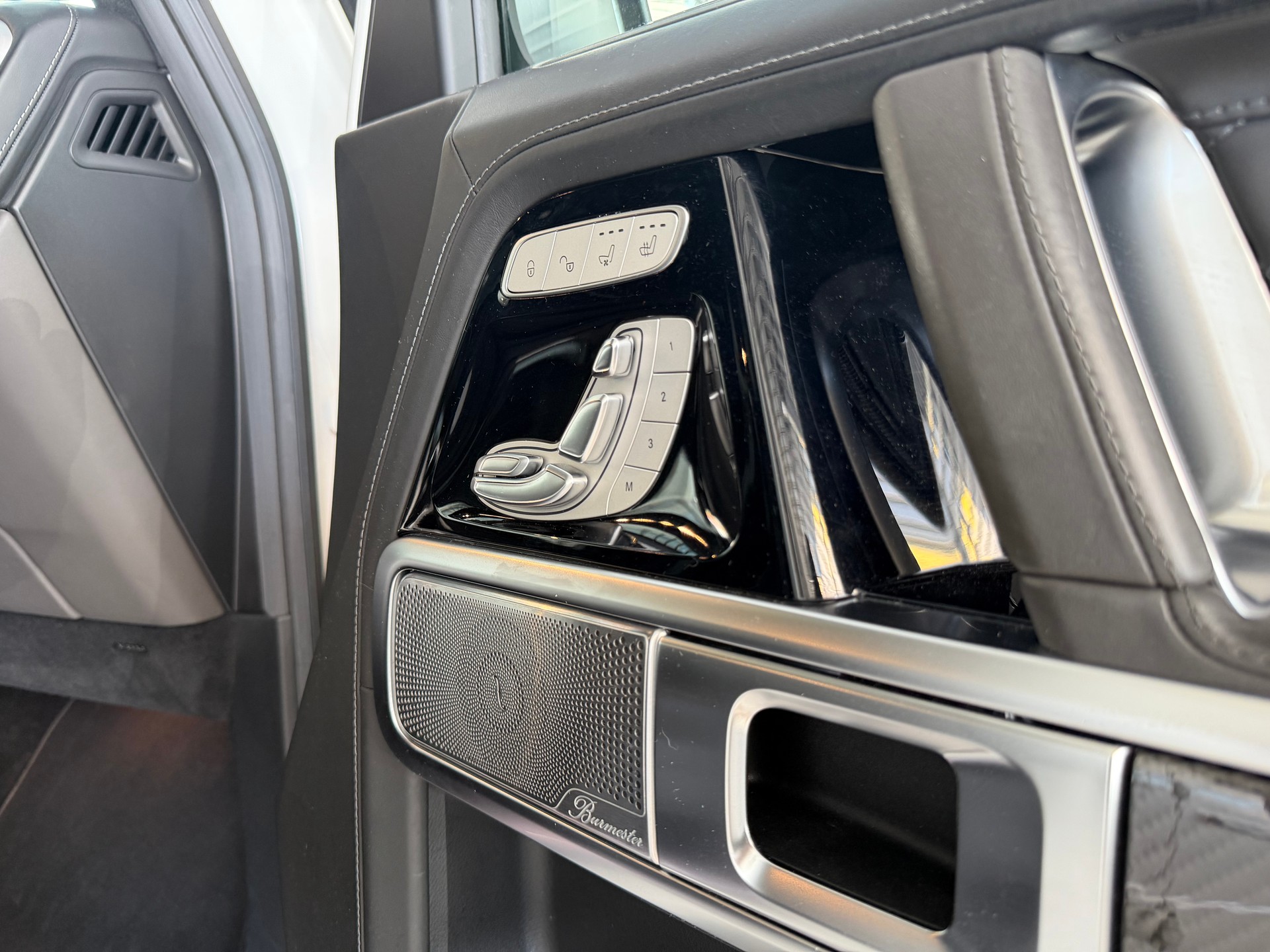 MERCEDES-BENZ G 63 AMG Speedshift Plus G-Tronic// STRONGER THAN TIME-Version-image-23