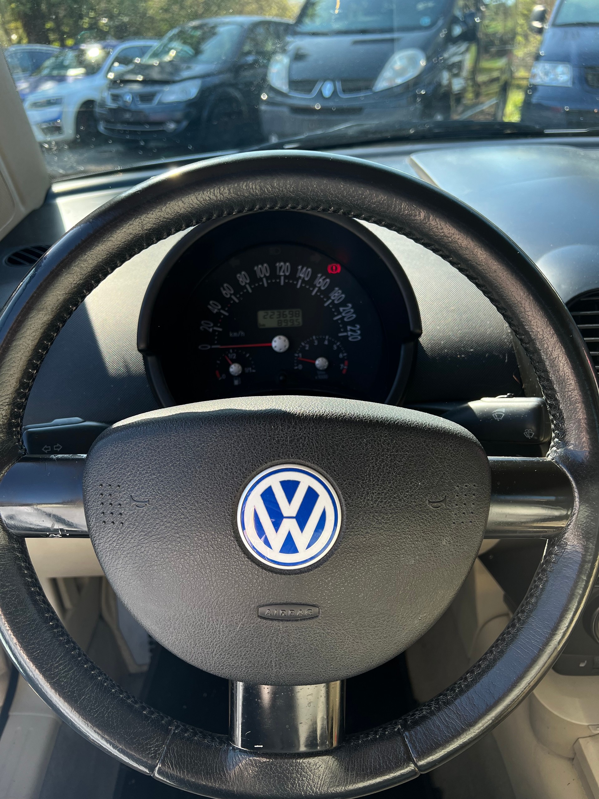 VW Beetle 2.0-image-8