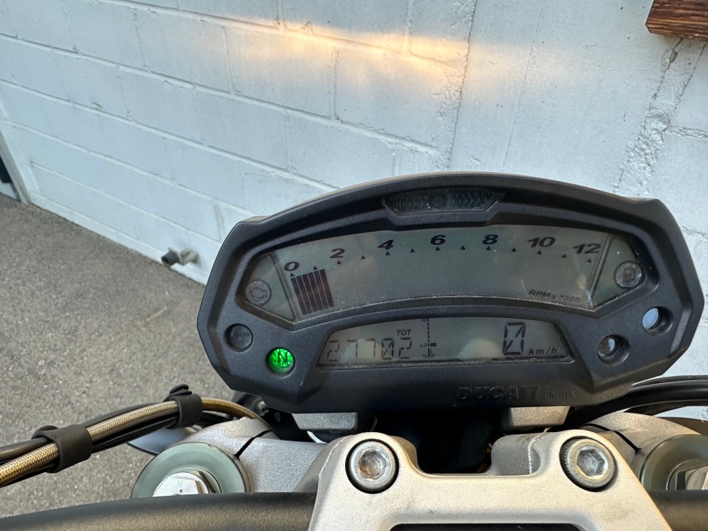 DUCATI Monster 1100 S ABS-image-4
