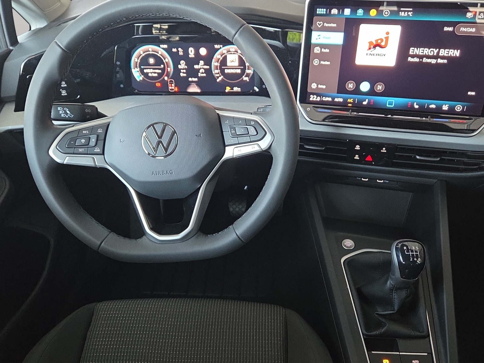 VW Golf 1.5 TSI Basis-image-7