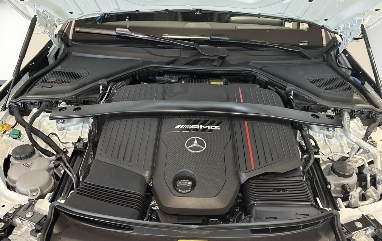 MERCEDES-BENZ E 53 Hybrid T 4Matic+-image-19