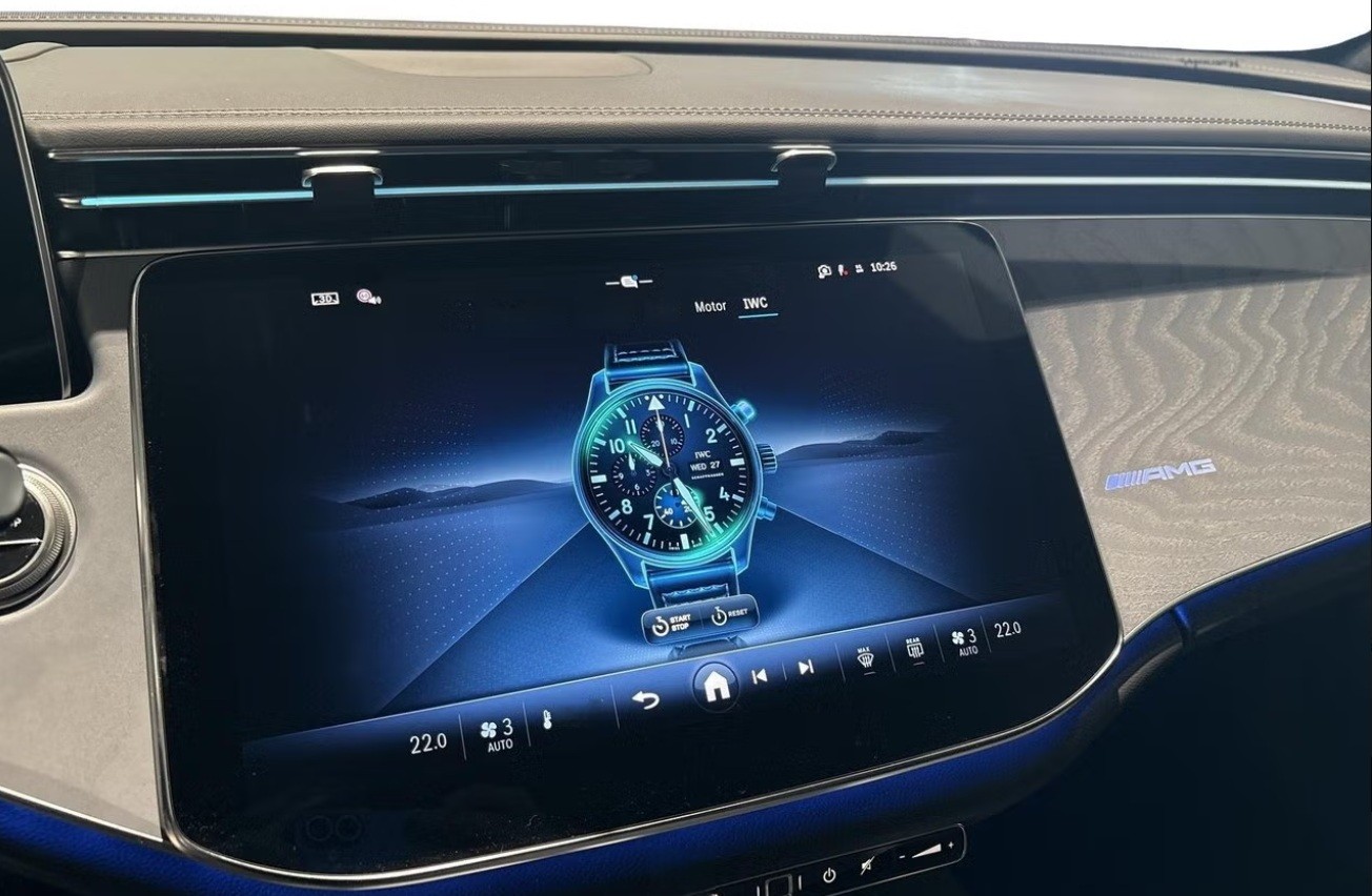 MERCEDES-BENZ E 53 Hybrid T 4Matic+-image-13