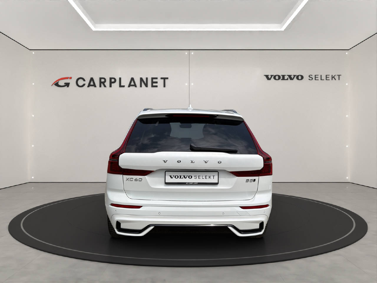 VOLVO XC60 2.0 B5 MH Plus Dark AWD-image-4