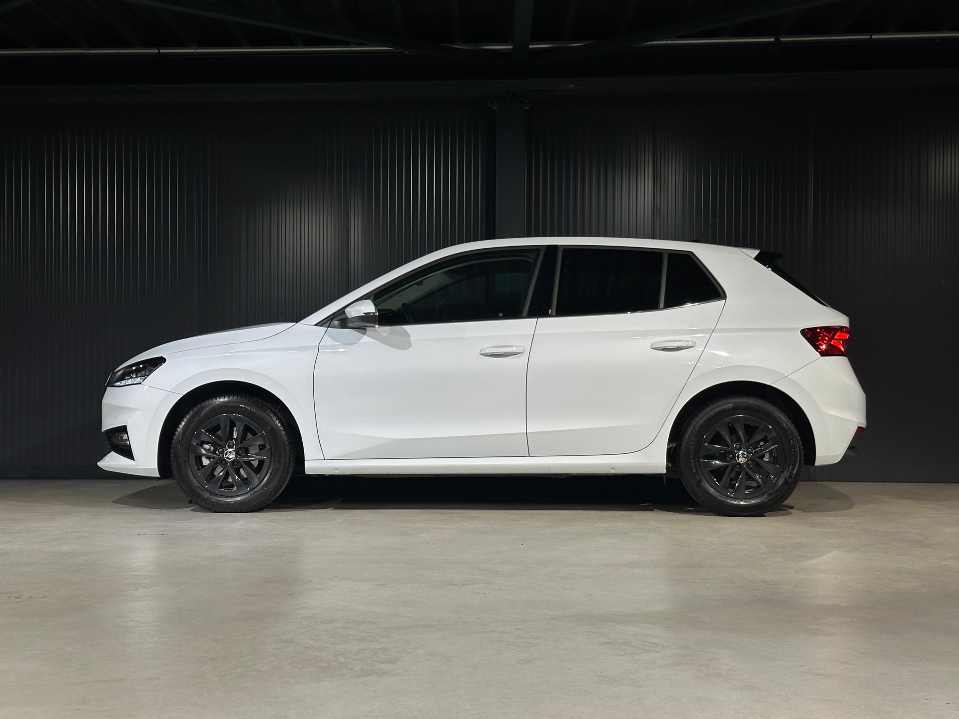 SKODA Fabia 1.0 TSI Selection DSG-image-8