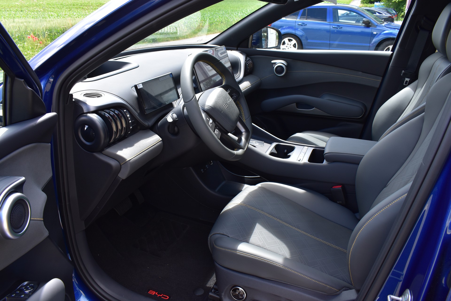 BYD Atto 3 EVO 74.8 kWh Excellence AWD-image-8