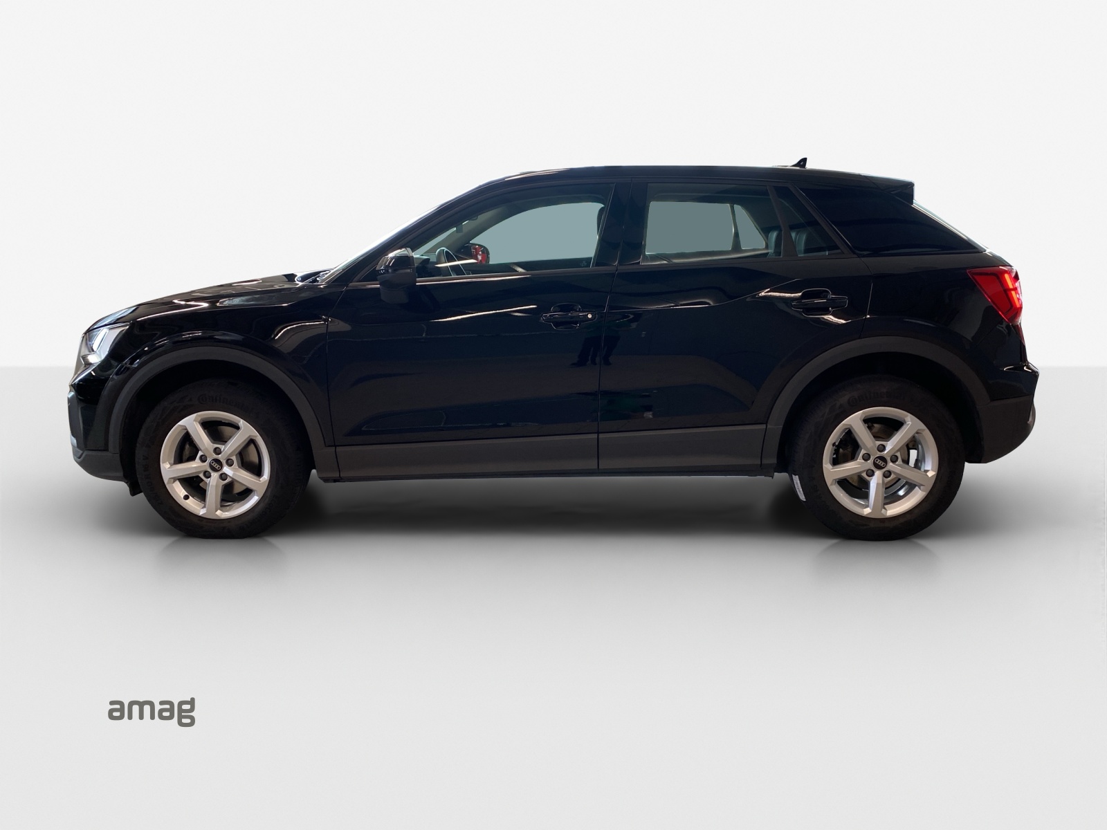 AUDI Q2 35 TFSI S-tronic-showroom-element-1