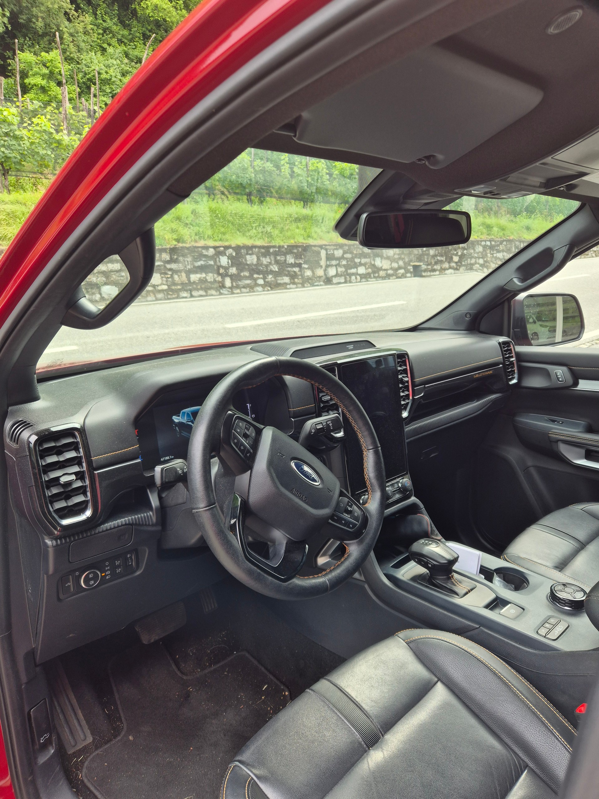 FORD Ranger Wildtrak 2.0 Eco Blue e-4WD Automat-image-6