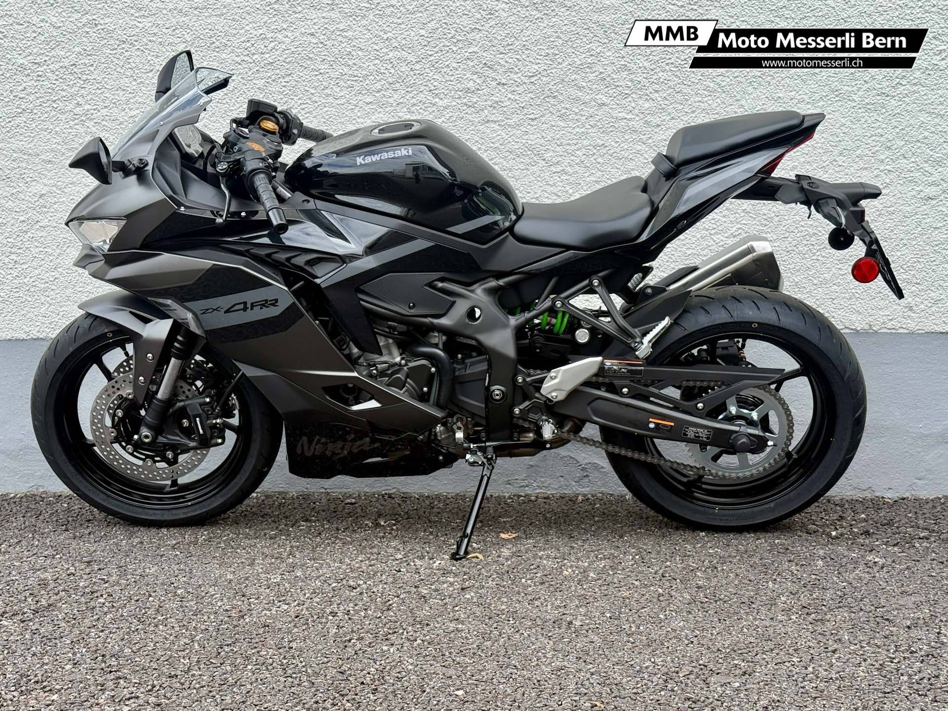 KAWASAKI Ninja ZX-4RR-image-4