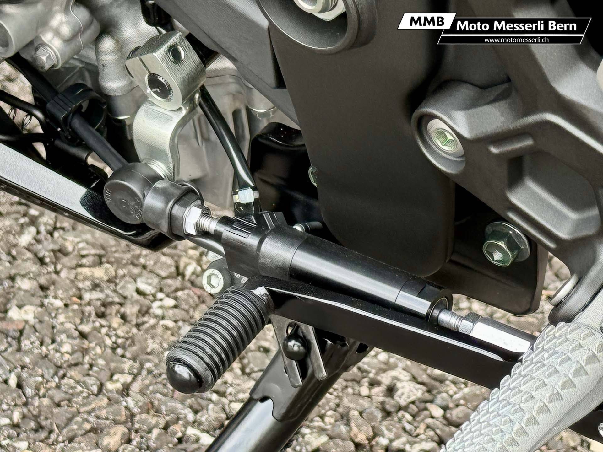 KAWASAKI Ninja ZX-4RR-image-14