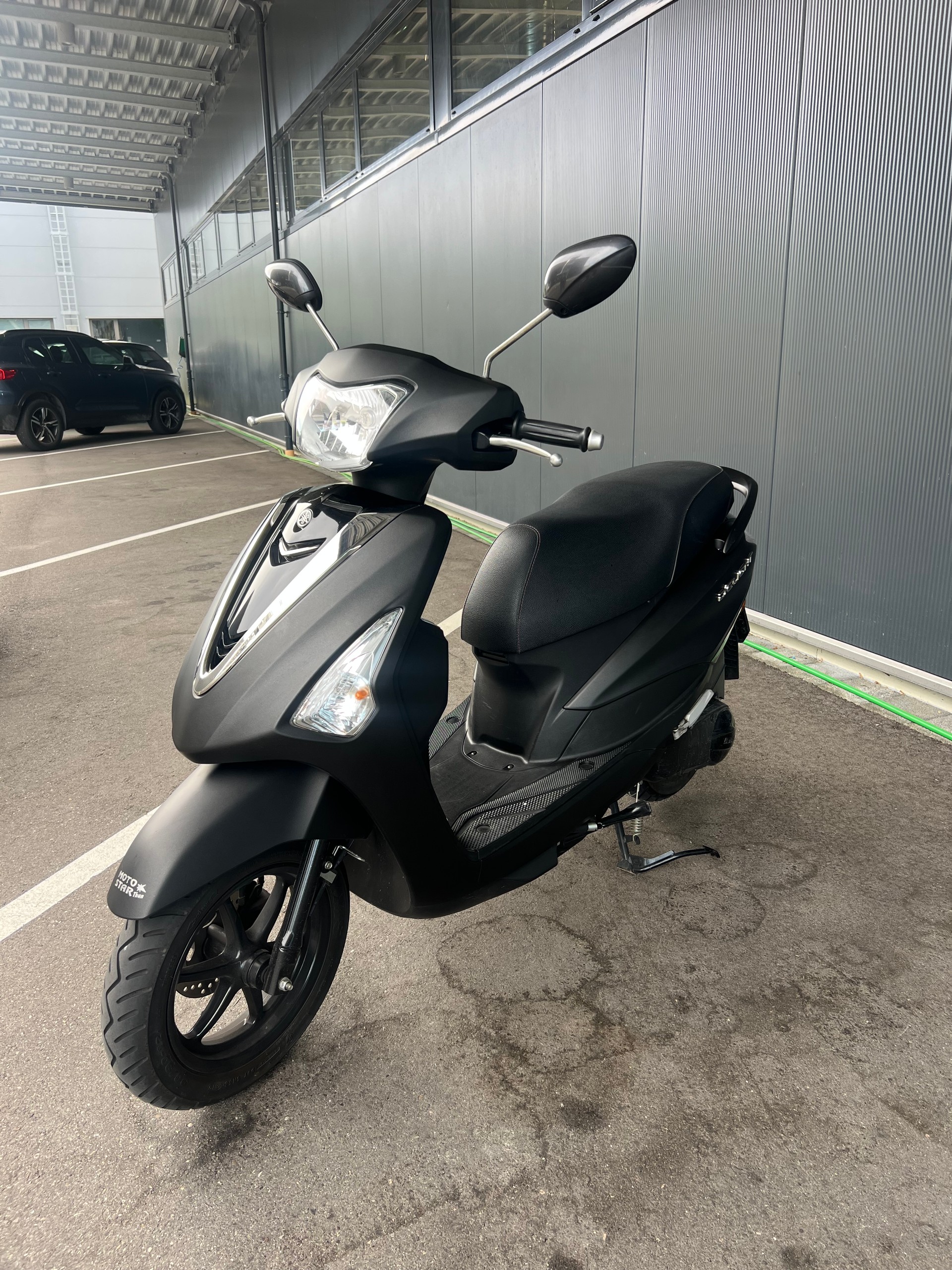 YAMAHA D'elight LTS 125 UBS-image-0