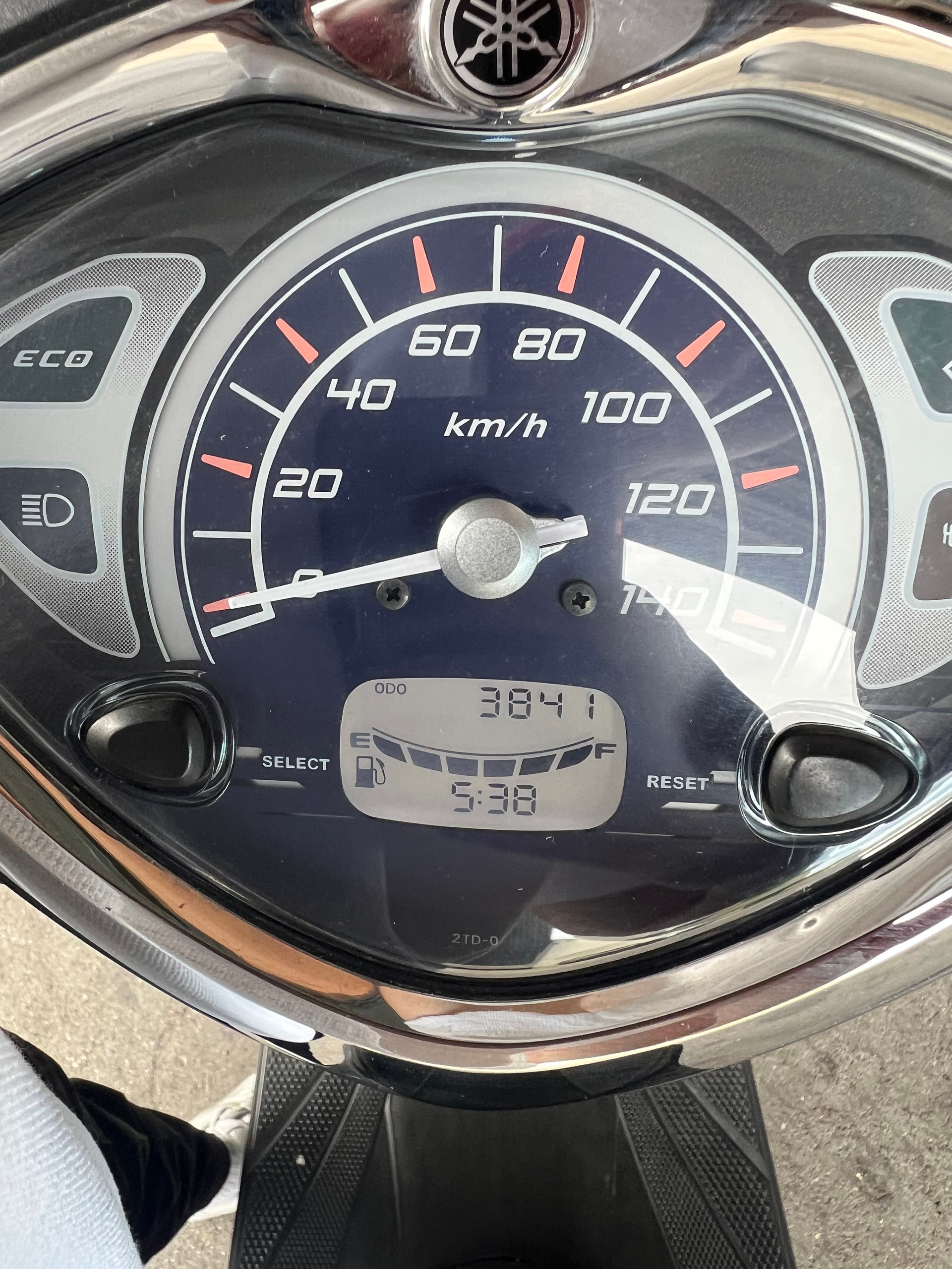 YAMAHA D'elight LTS 125 UBS-image-5