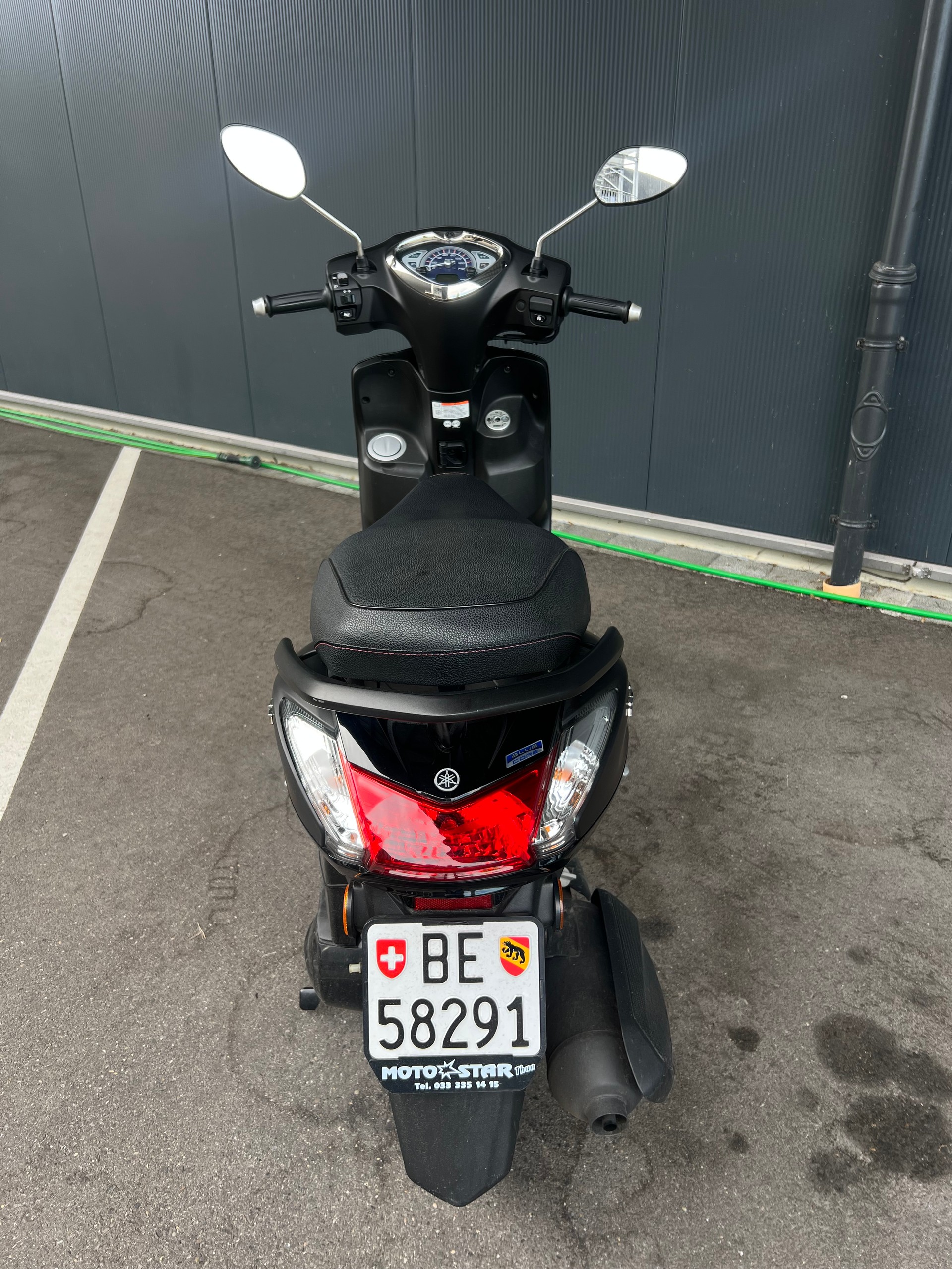 YAMAHA D'elight LTS 125 UBS-image-3