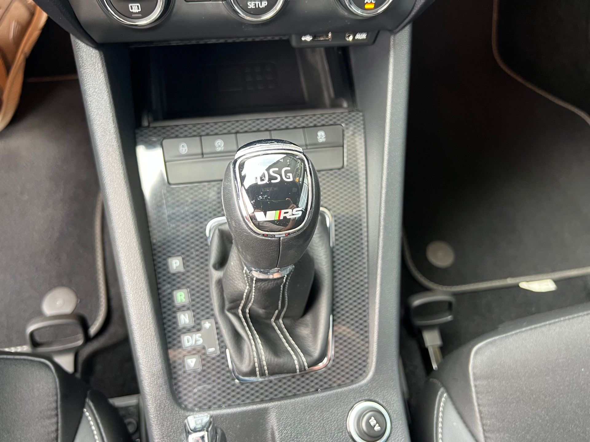 SKODA Octavia Combi 2.0 TSI RS DSG *** Navigation * Teilleder * Radio- DAB * frisch ab MFK * 1 Jahr Garantie ist möglich ***-image-24